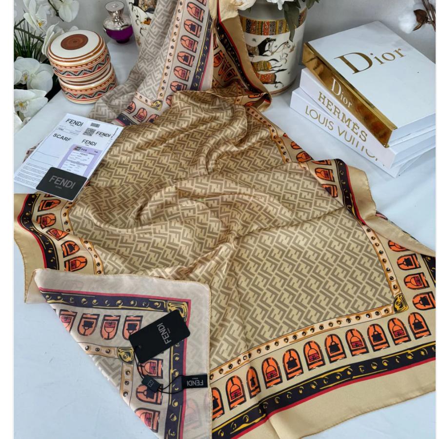Fendi Çift Taraflı Vual İpek Şal - Camel